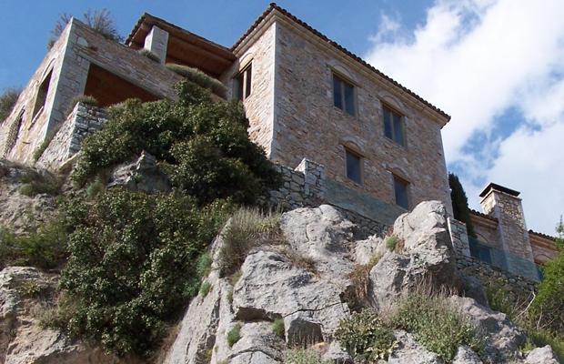 ARAHOVA WINTER HOUSE, MOUNT PARNASSUS